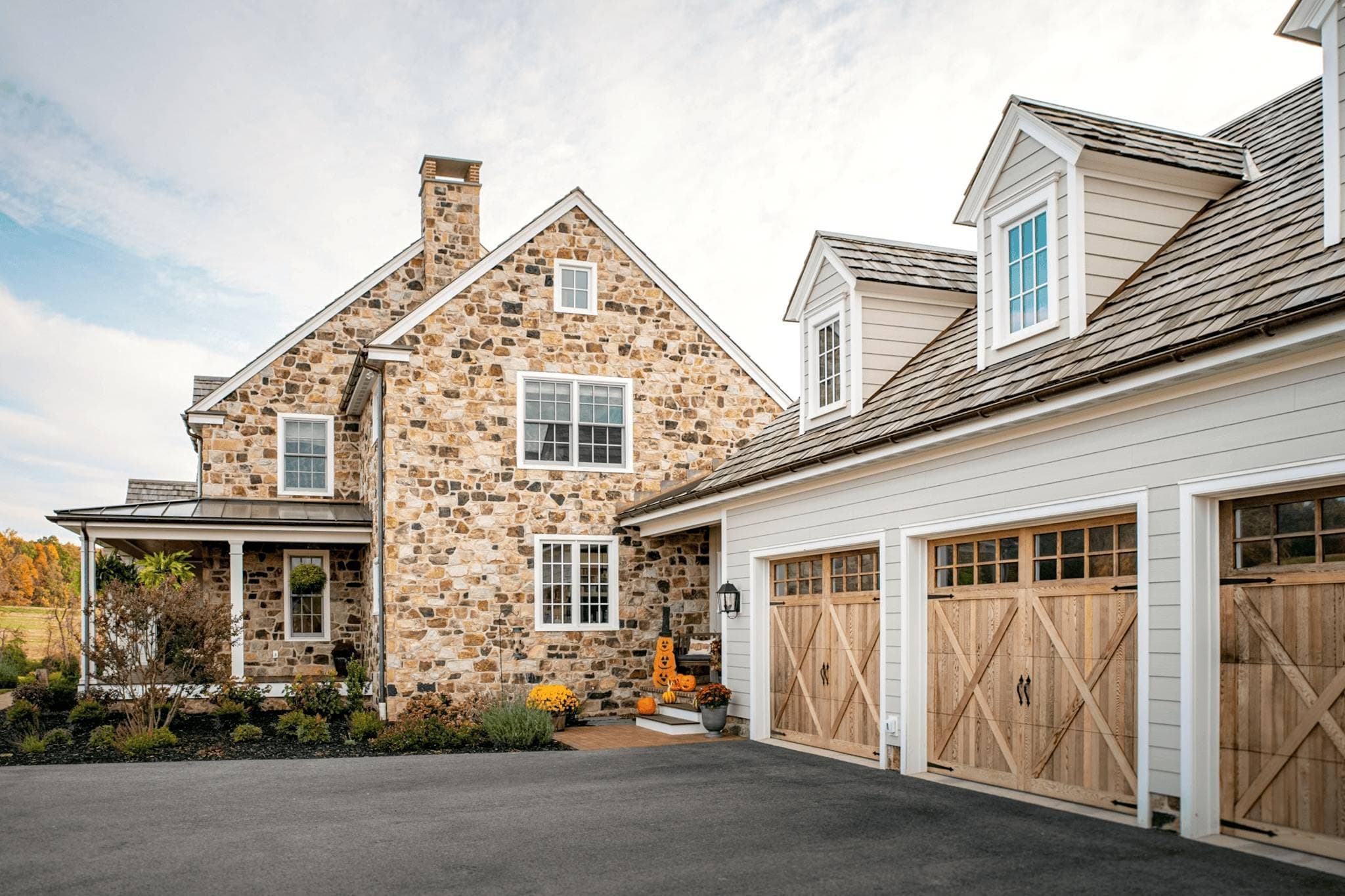 Overlay Carriage House — photo 1