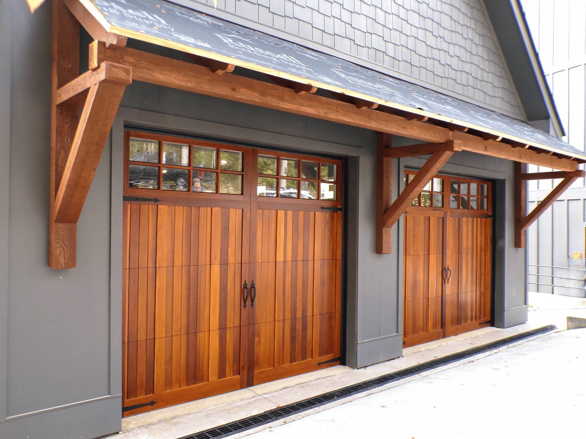 Overlay Carriage House